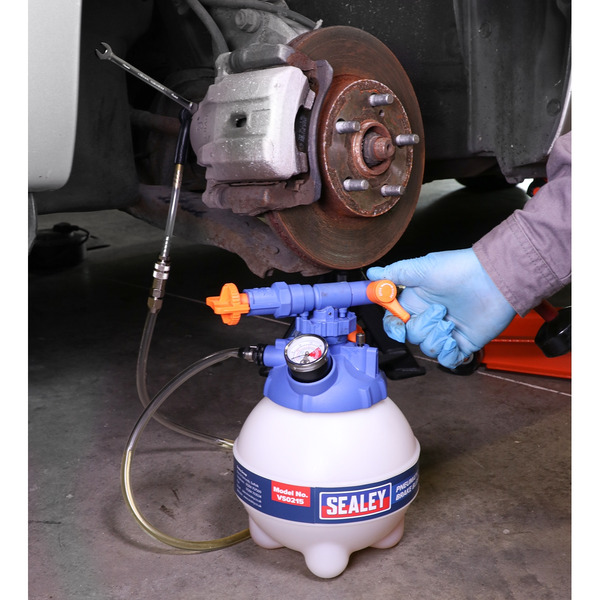Sealey VS0215 Pneumatic Brake Bleeder 3L