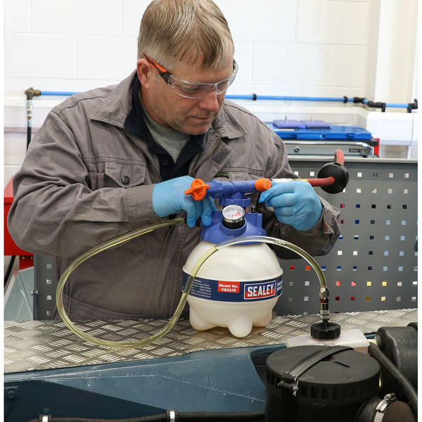 Sealey VS0215 Pneumatic Brake Bleeder 3L
