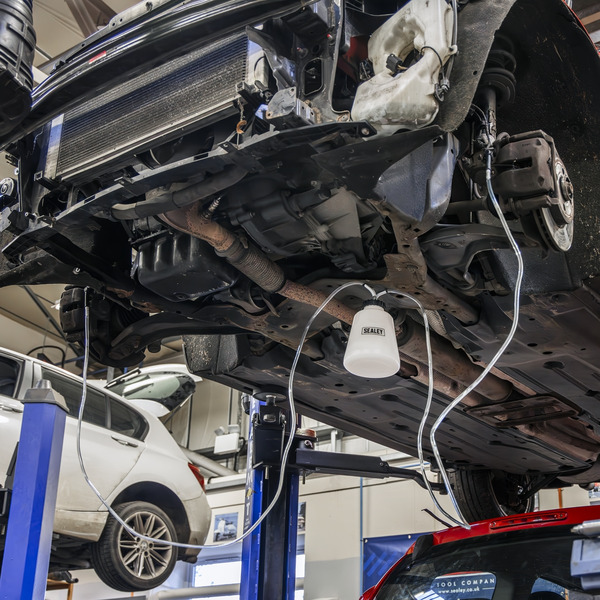 Sealey VS0218 High Flow Twin Pipe Brake Bleed Bottle 2L