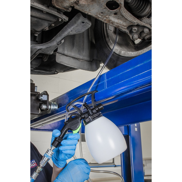 Sealey VS0220 Premier Pneumatic Vacuum Brake & Clutch Bleeder 1.2L