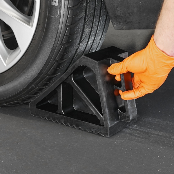 Sealey WC02 Rubber Wheel Chocks - Pair