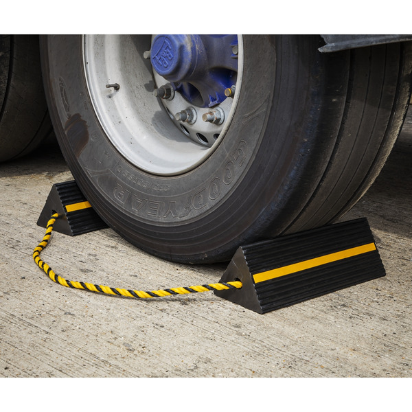 Sealey WC11 Heavy-Duty Rubber Wheel Chocks - Pair