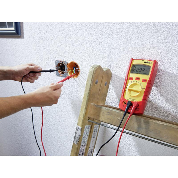 Wiha WHA45215 Digital Multimeter 1,000 V AC, CAT IV