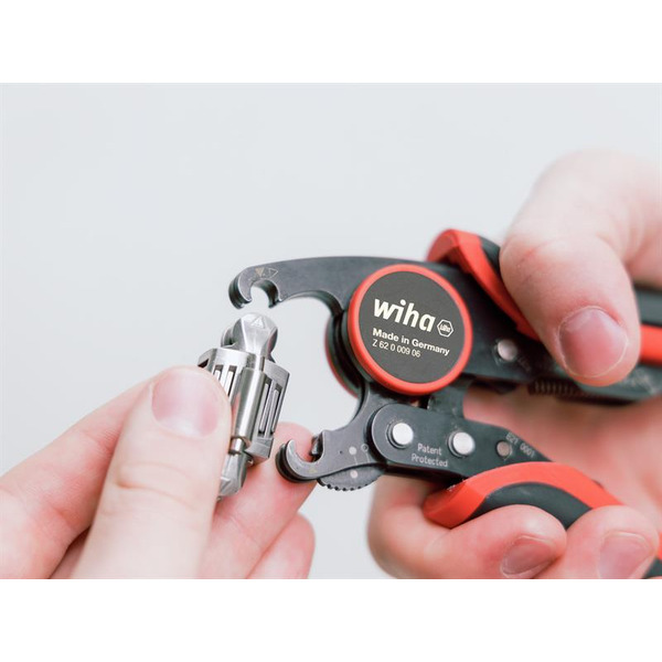 Wiha WHA45223 Automatic Crimp Tool
