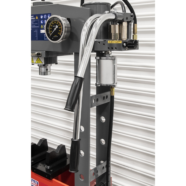 Premier Air/Hydraulic Floor Type Press with Foot Pedal 30 Tonne