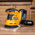JCB 18V Cordless Orbital Sander 125mm 5'', Li-ion 3.0Ah Battery, 2.4A Fast Charge, Dust Bag | 21-18OS-3CX